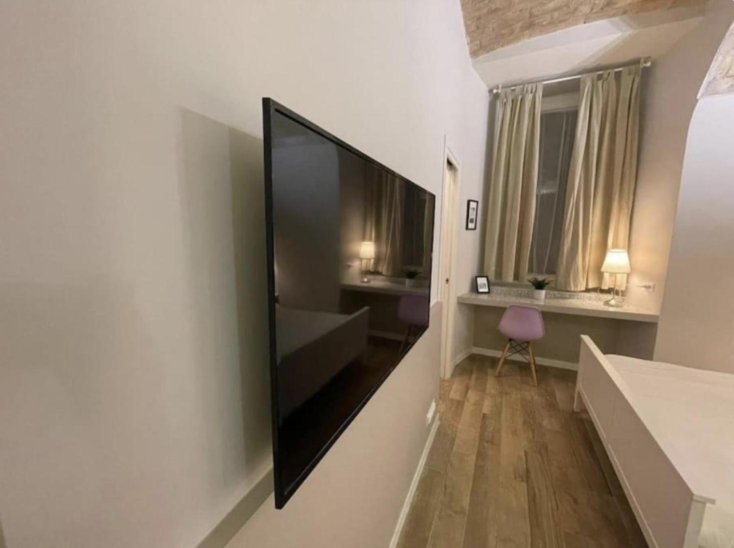 Appartamento New-big Honey Colosseum 4bdr + 2sofa Bed A/c Roma